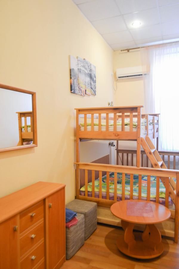 Хостелы Vishnya Hostel Днепр-16