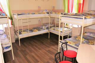 Хостелы Vishnya Hostel Днепр Общий номер для женщин с 8 кроватями-2